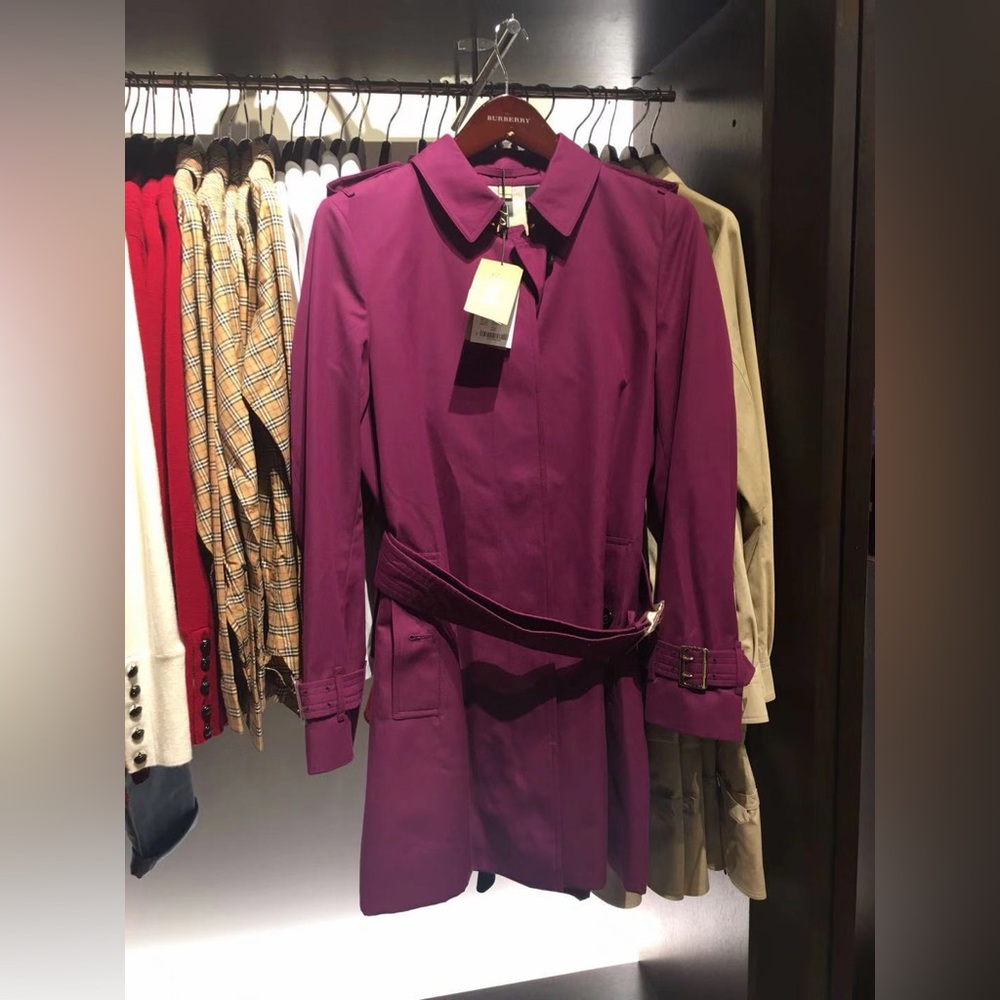 Burberry Women's Trench Coat size 4 NWT